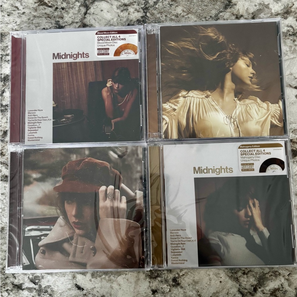 Taylor Swift CDs bundle (Midnights, Red & Fearless Taylor’s version)